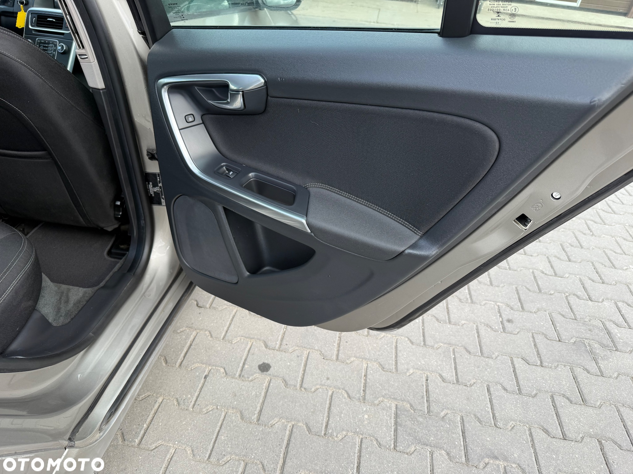 Volvo V60 D4 - 15