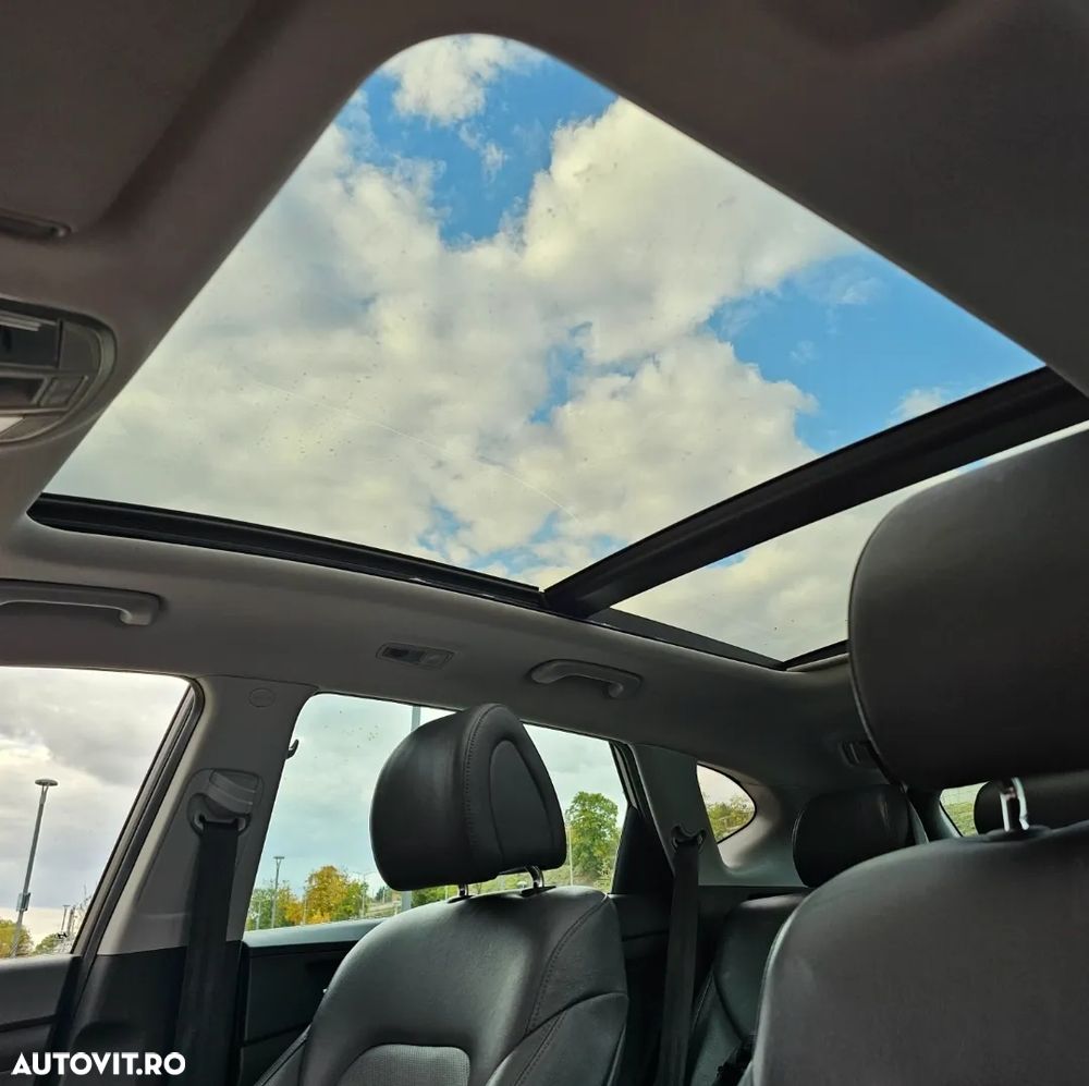 Hyundai Tucson 2.0 CRDI 4WD Automatik Premium - 12