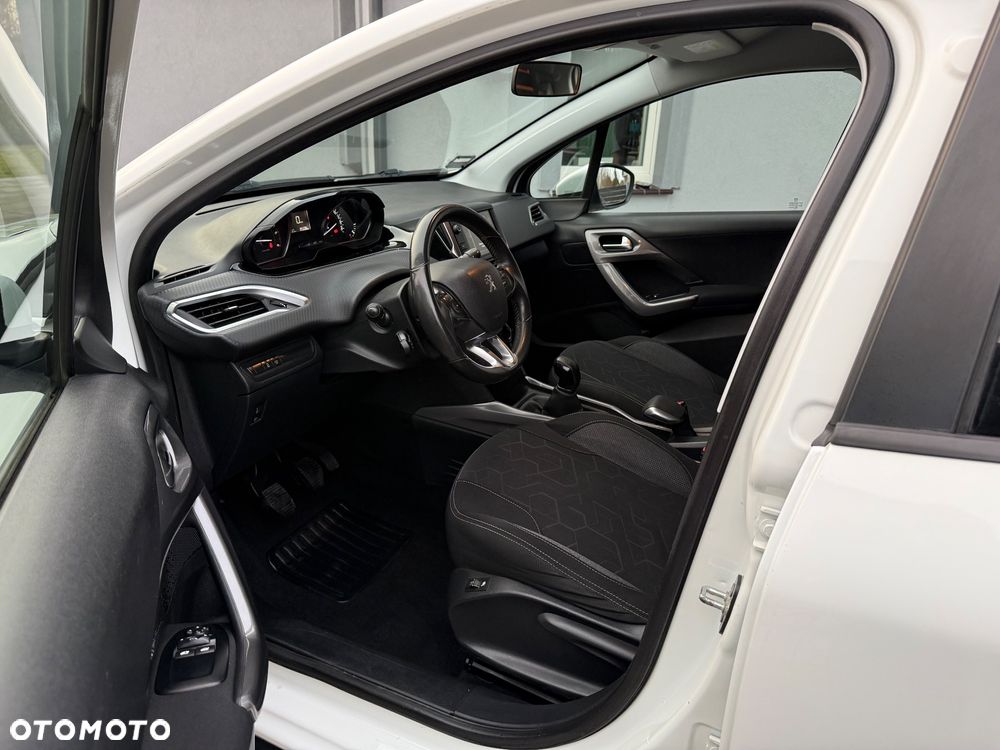 Peugeot 2008 BlueHDi 100 STOP & START Active - 6