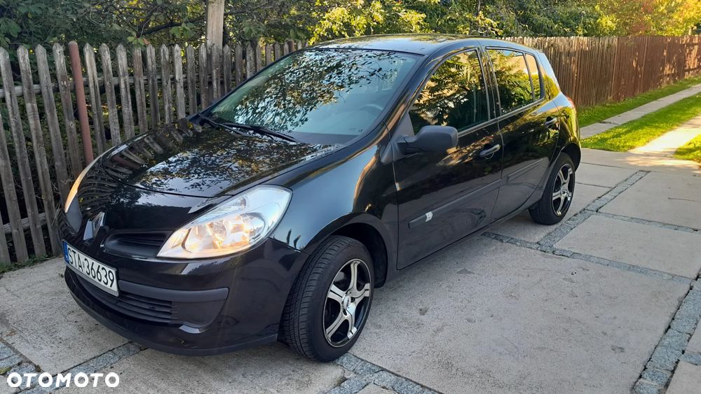 Renault Clio 1.2 16V Alize - 1
