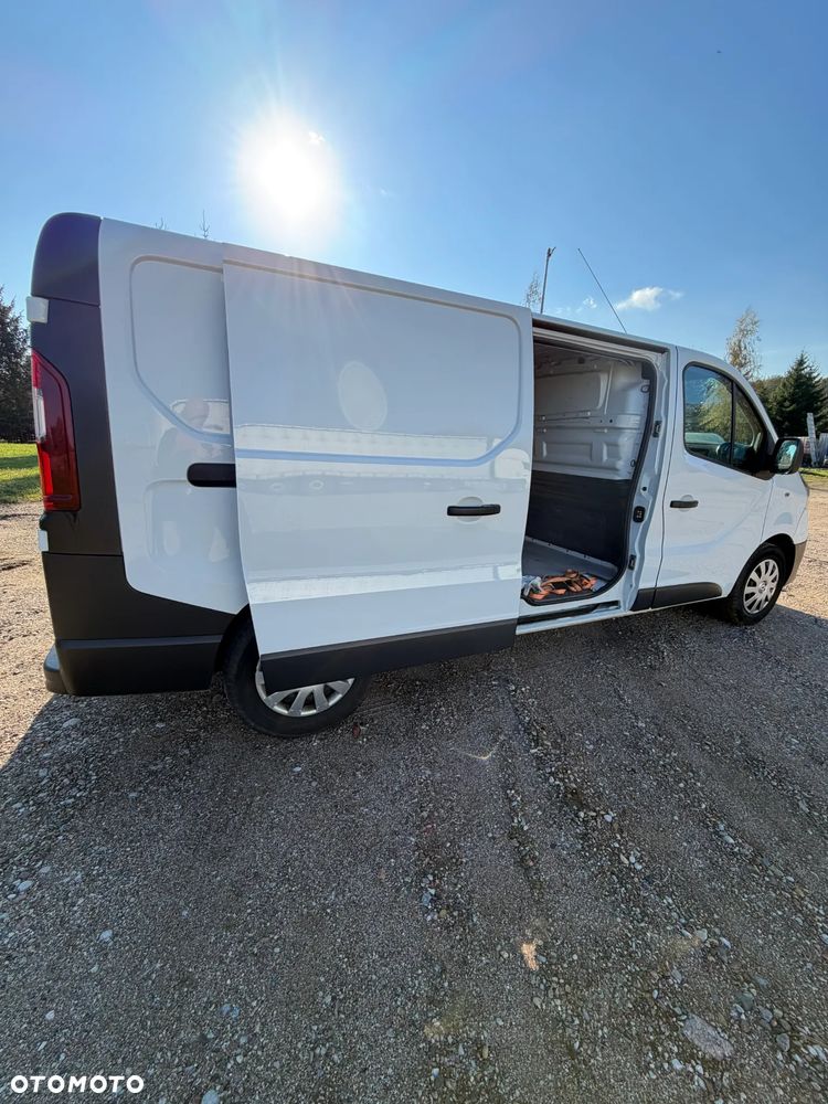 Renault TRAFIC 3 - 16
