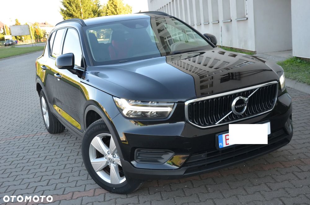 Volvo XC 40 T3 Momentum - 2
