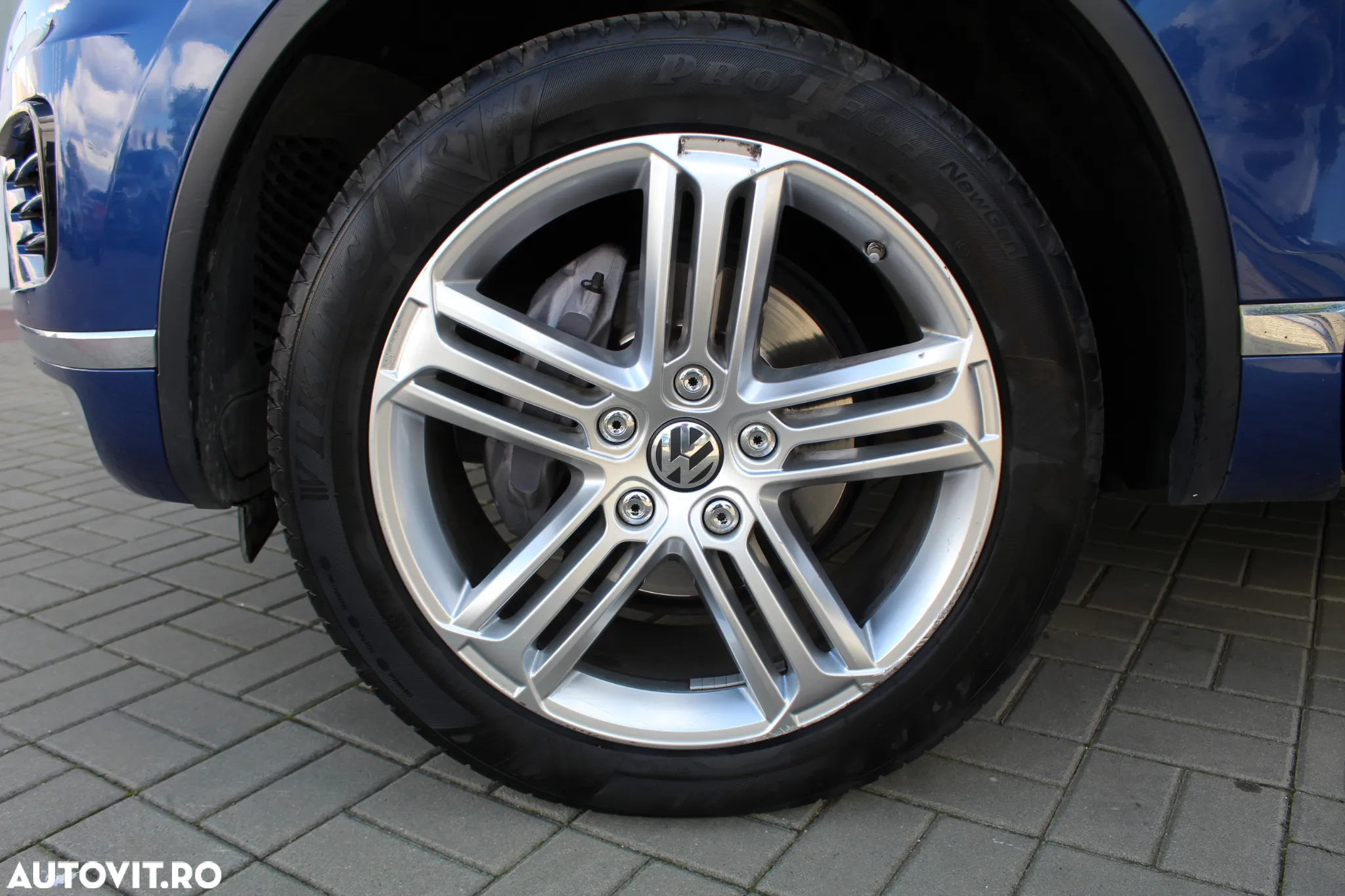 Volkswagen Touareg V6 TDI BMT Supreme Plus - 24