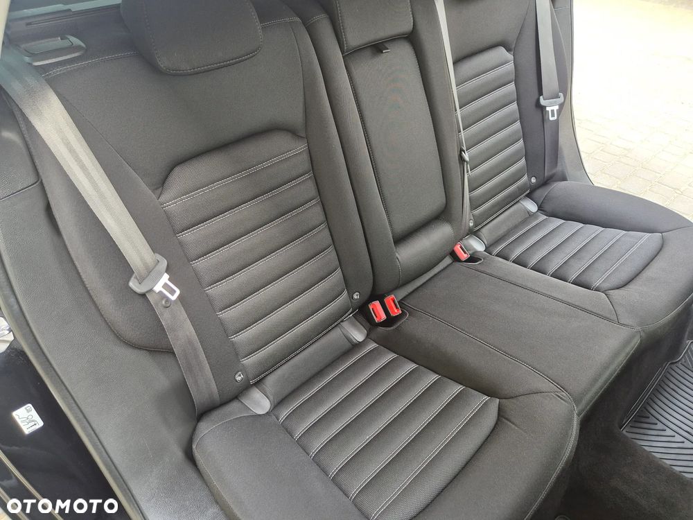 Ford Mondeo 2.0 TDCi Titanium - 12