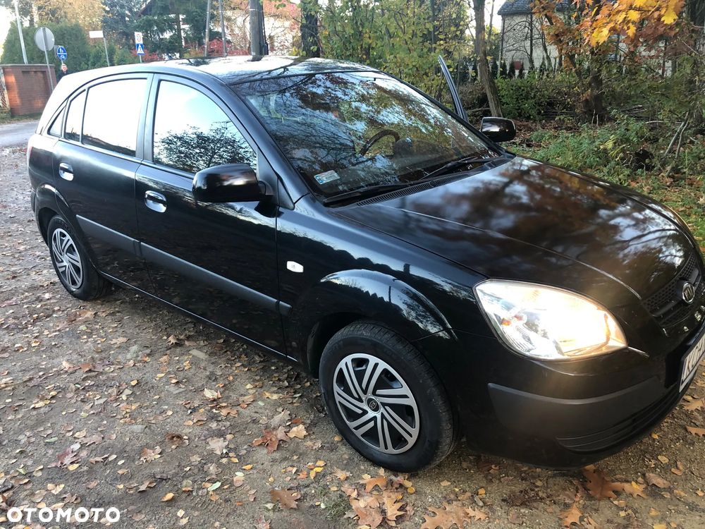 Kia Rio - 21