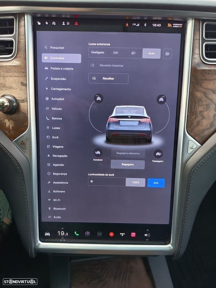 Tesla Model X 100D - 29
