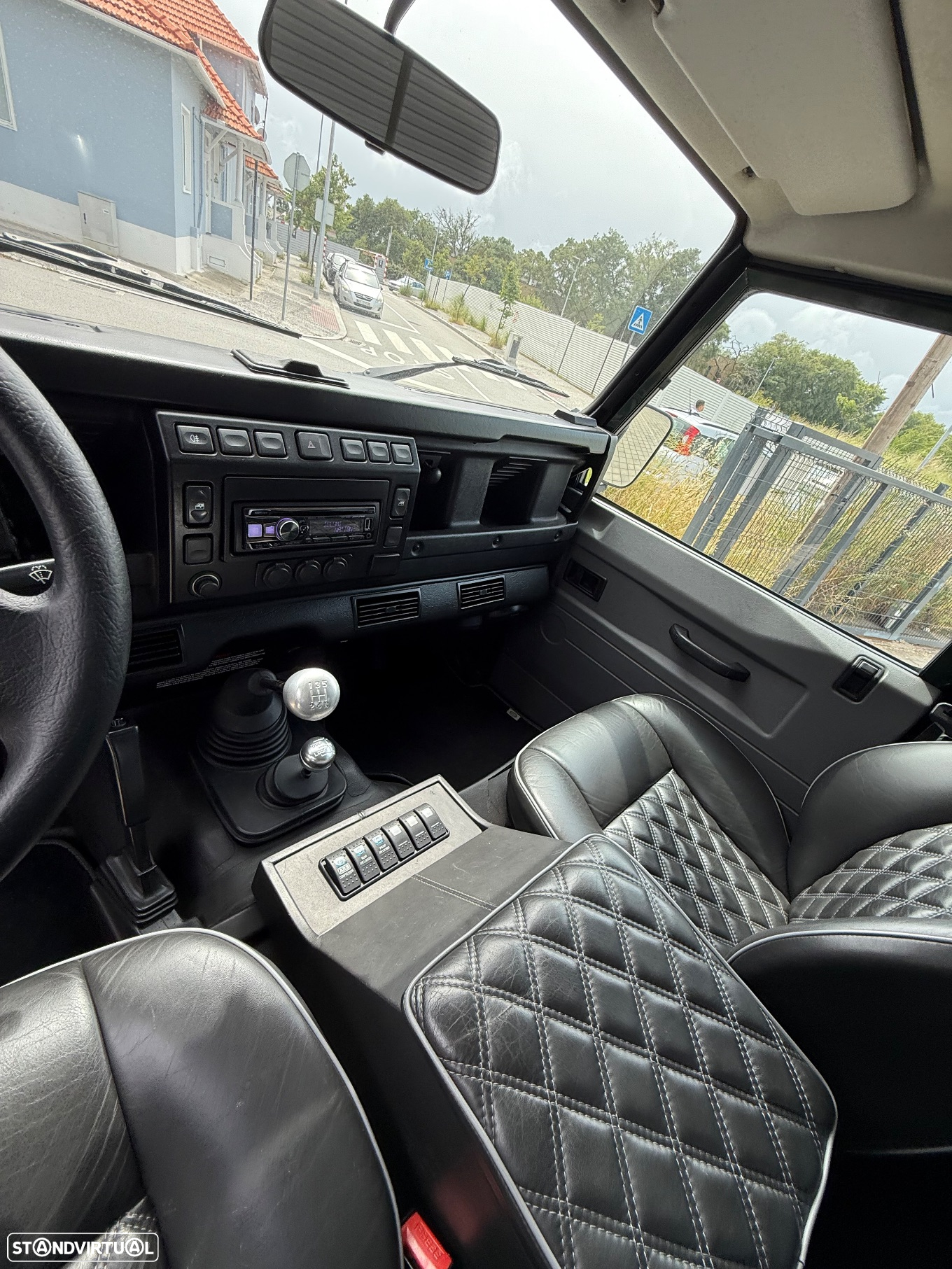 Land Rover Defender 130 CD 2.5 Td5 S - 17