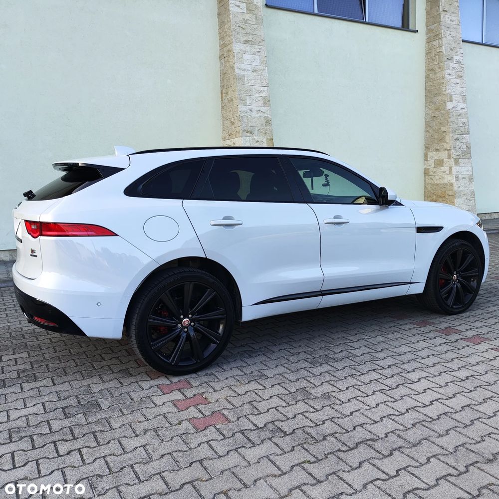 Jaguar F-Pace S AWD - 7