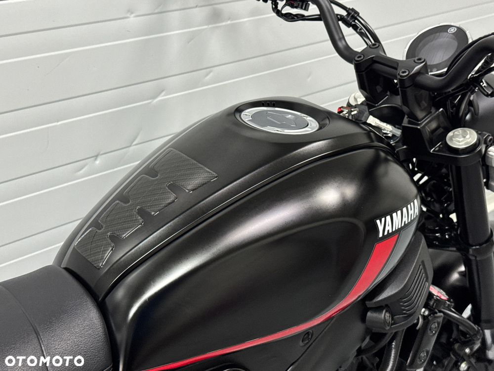 Yamaha XSR - 7