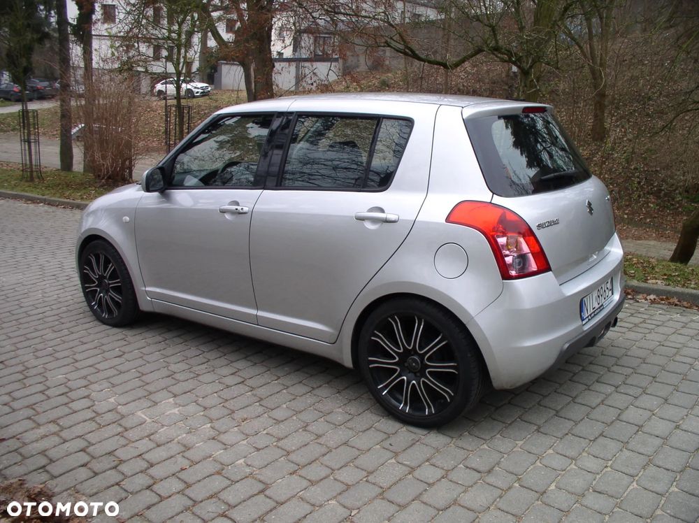 Suzuki Swift 1.5 Comfort - 33