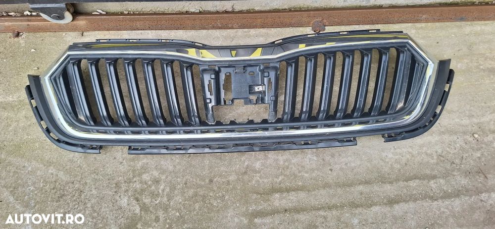 Grila Radiator Oe Skoda Octavia 4 2020→ Negru 5E3853653ZD4 - 1