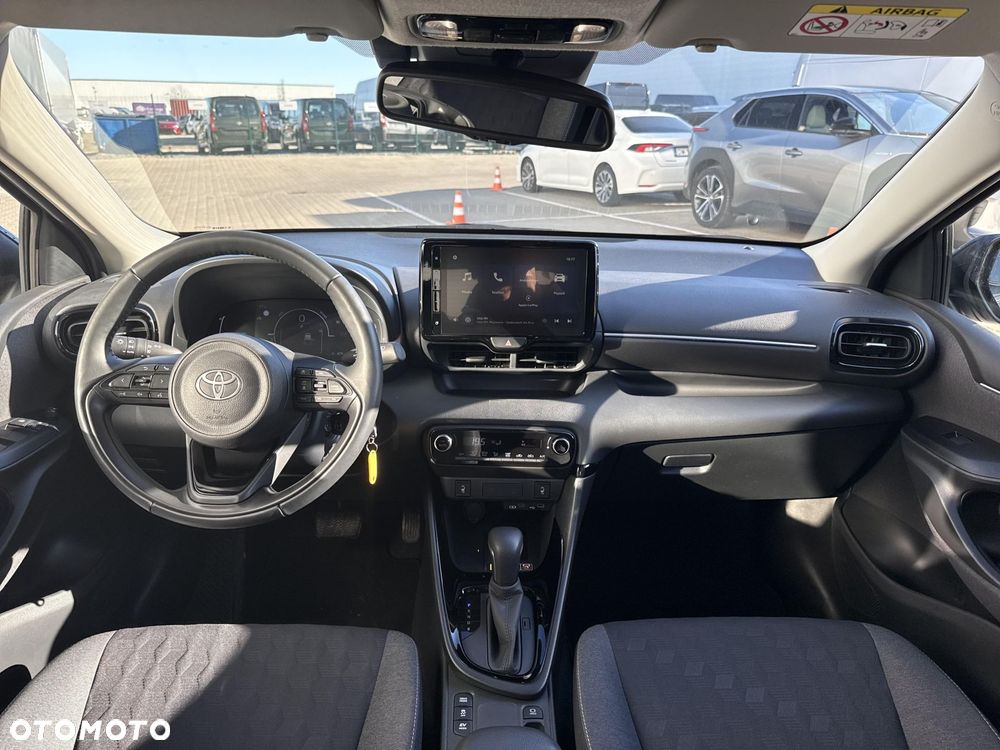 Toyota Yaris Hybrid 1.5 Style - 10