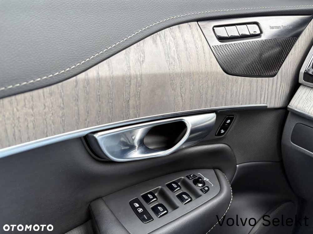 Volvo XC 90 - 18