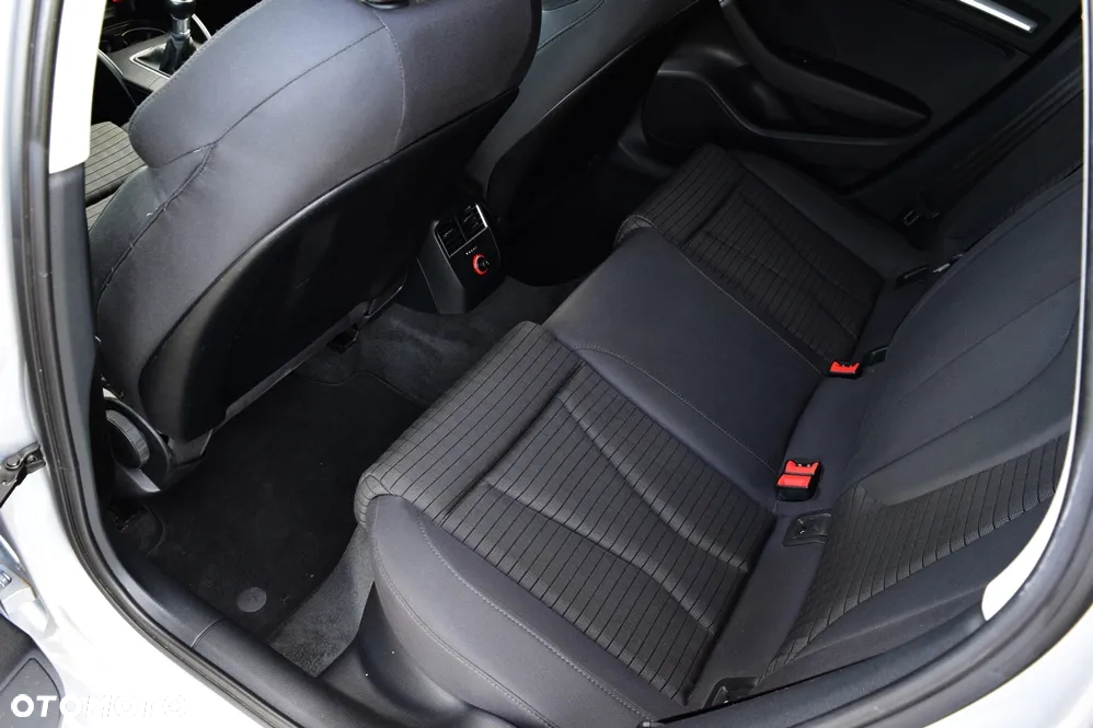 Audi A3 2.0 TDI Sportback (clean diesel) quattro Ambiente - 16