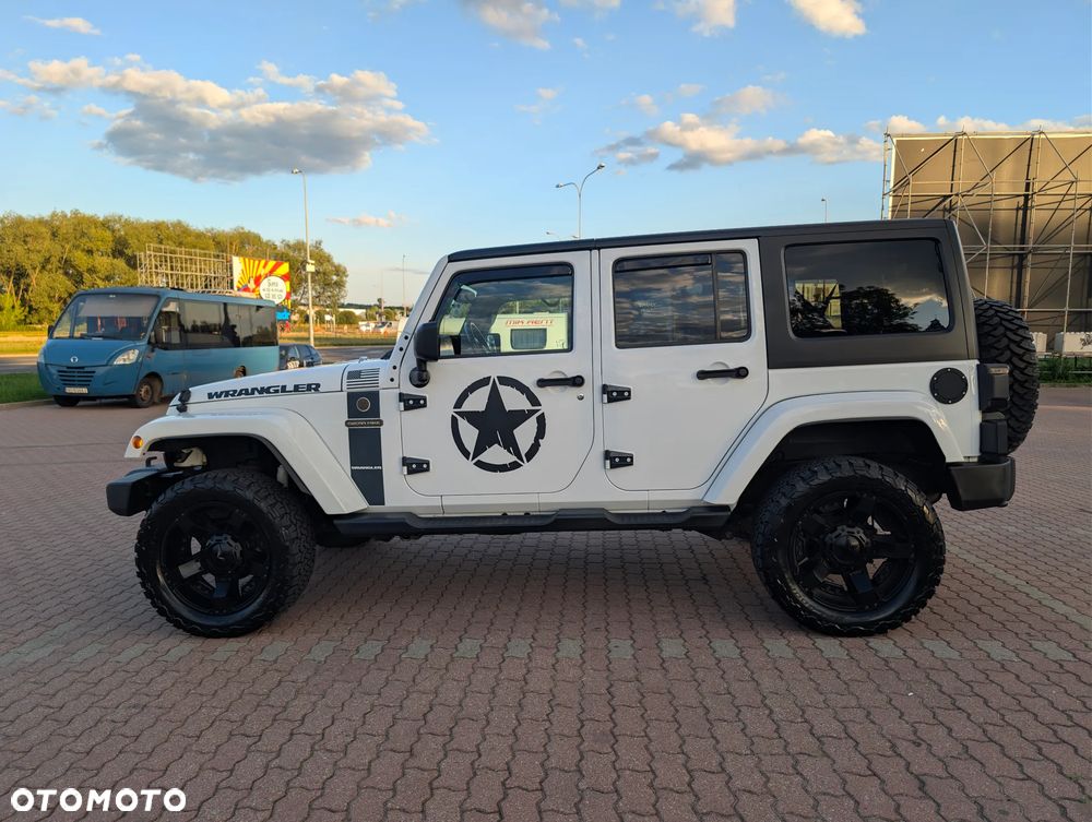 Jeep Wrangler 3.6 Unlim Sahara - 6