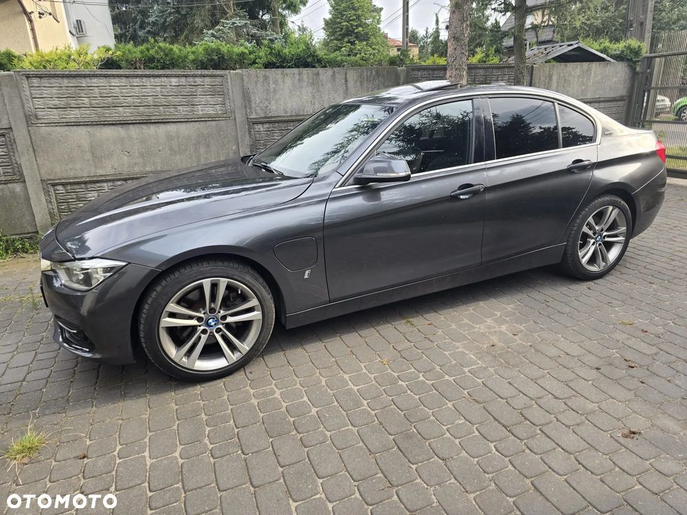 BMW Seria 3 330e iPerformance - 3