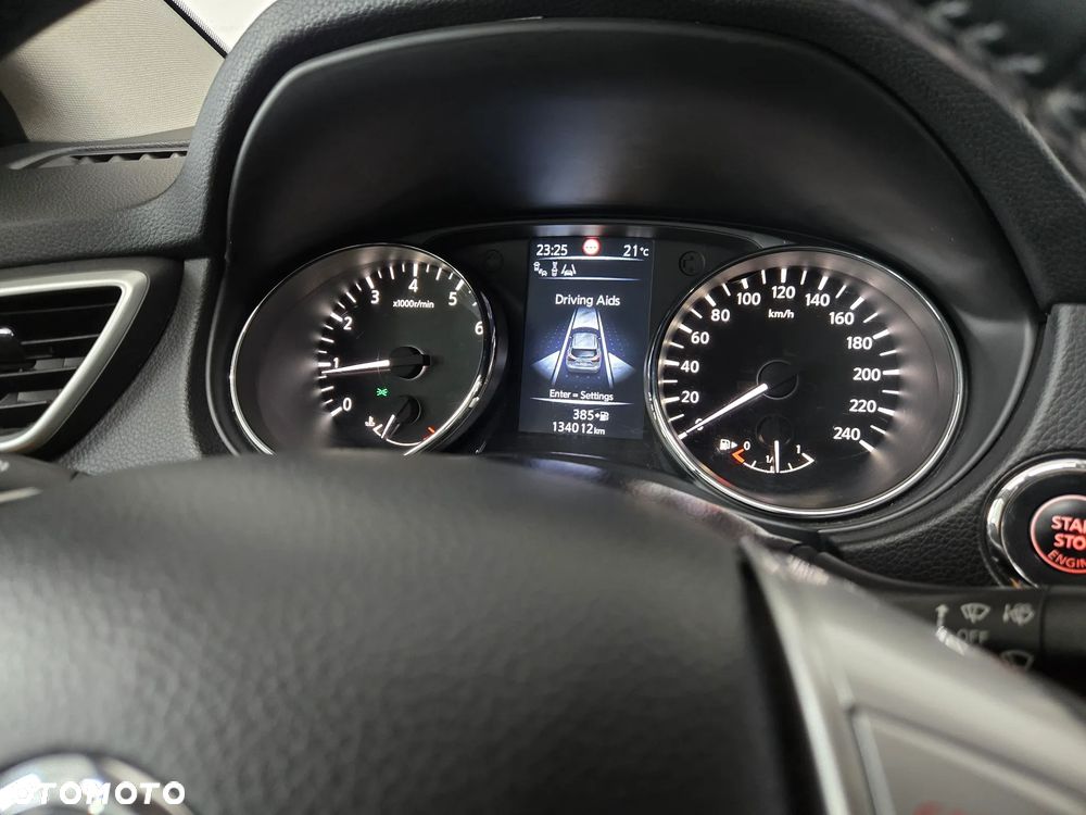 Nissan Qashqai 1.2 DIG-T Tekna - 24