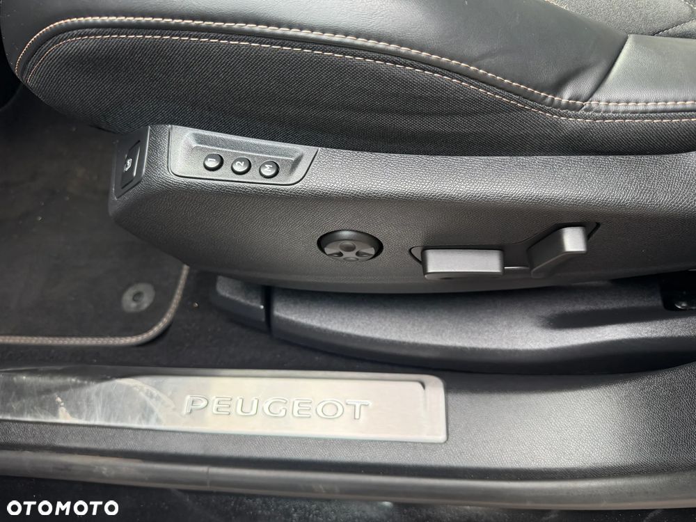 Peugeot 3008 BlueHDi 180 Stop & Start EAT8 Allure - 9