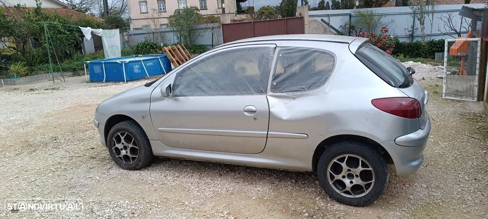 Peugeot 206 - 4
