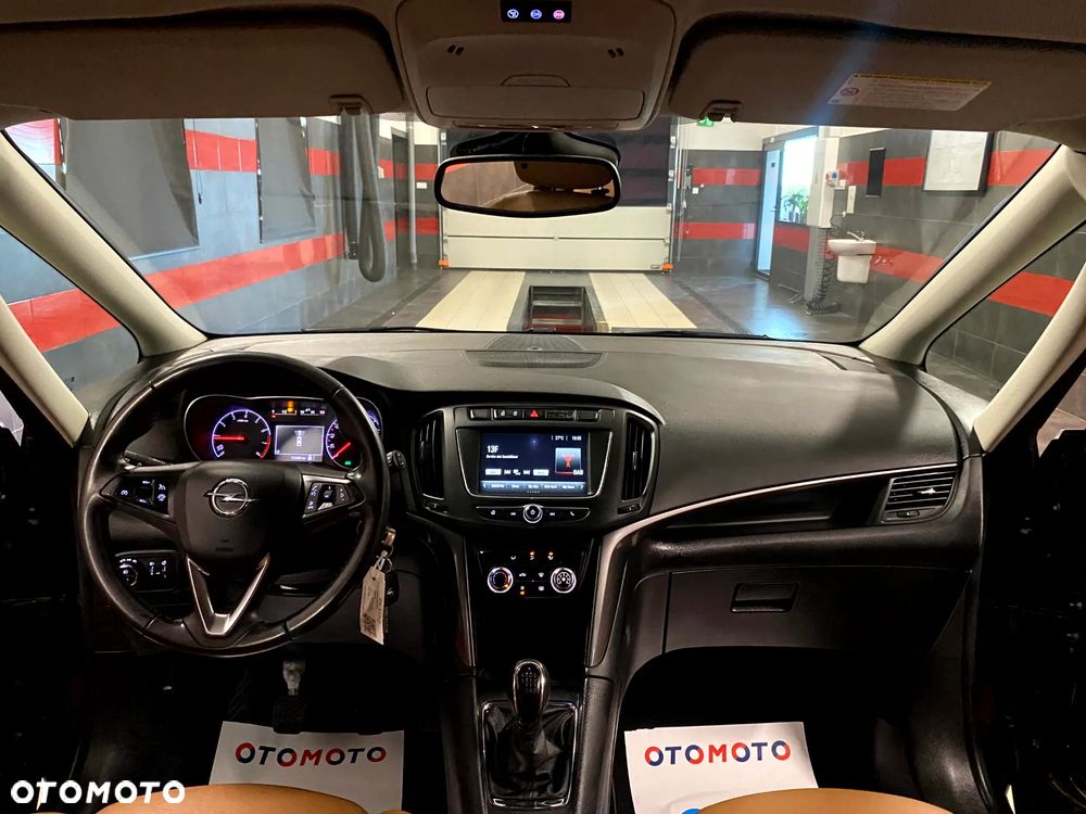 Opel Zafira 1.4 T Cosmo - 16