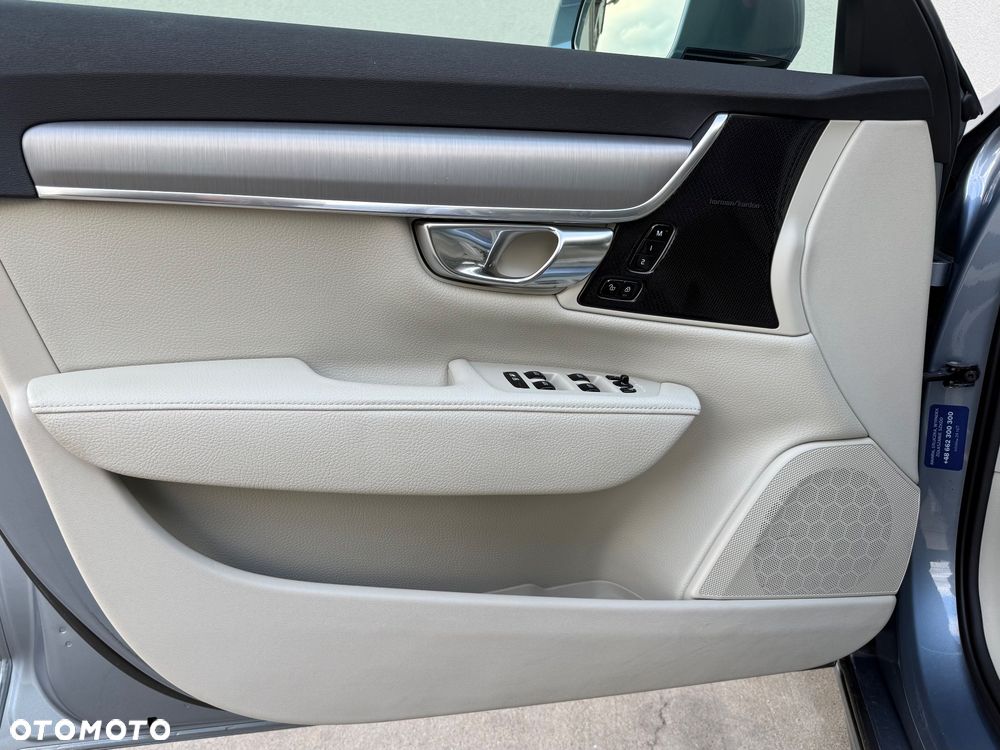 Volvo S90 D4 SCR Momentum Pro - 13