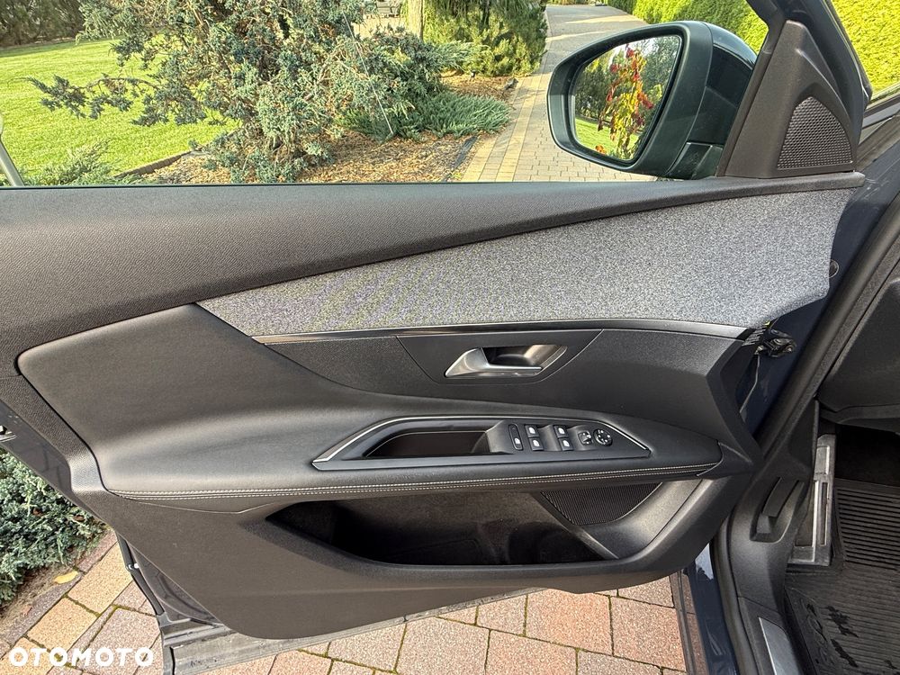 Peugeot 3008 PureTech 180 Stop & Start GPF EAT8 GT - 28