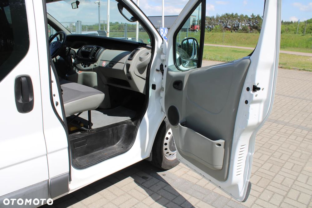 Opel Vivaro - 21
