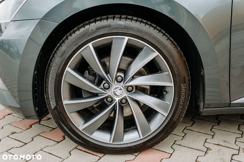 Skoda Superb 2.0 TDI SCR L&K DSG - 13