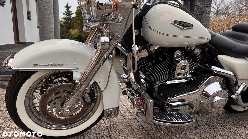 Harley-Davidson Touring Road King - 8