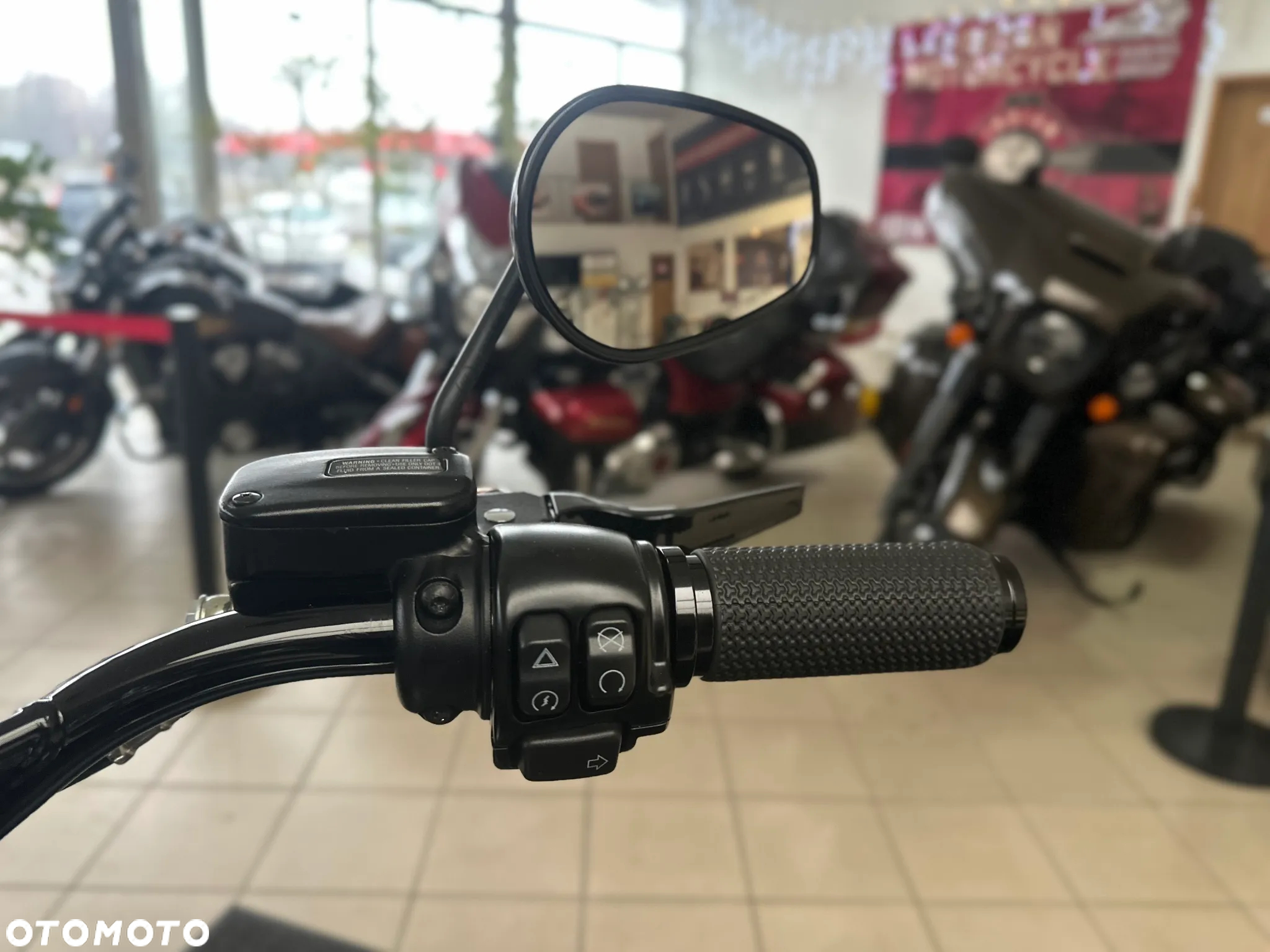 Harley-Davidson Softail Slim - 28