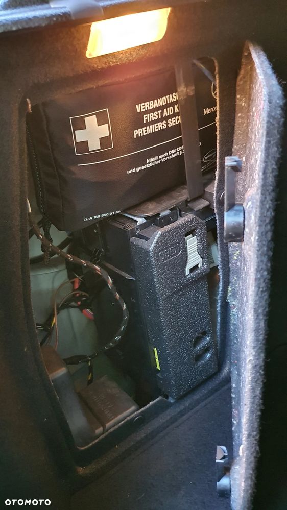 Mercedes-Benz CLC 180 Kompressor Automatik Special Edition - 25