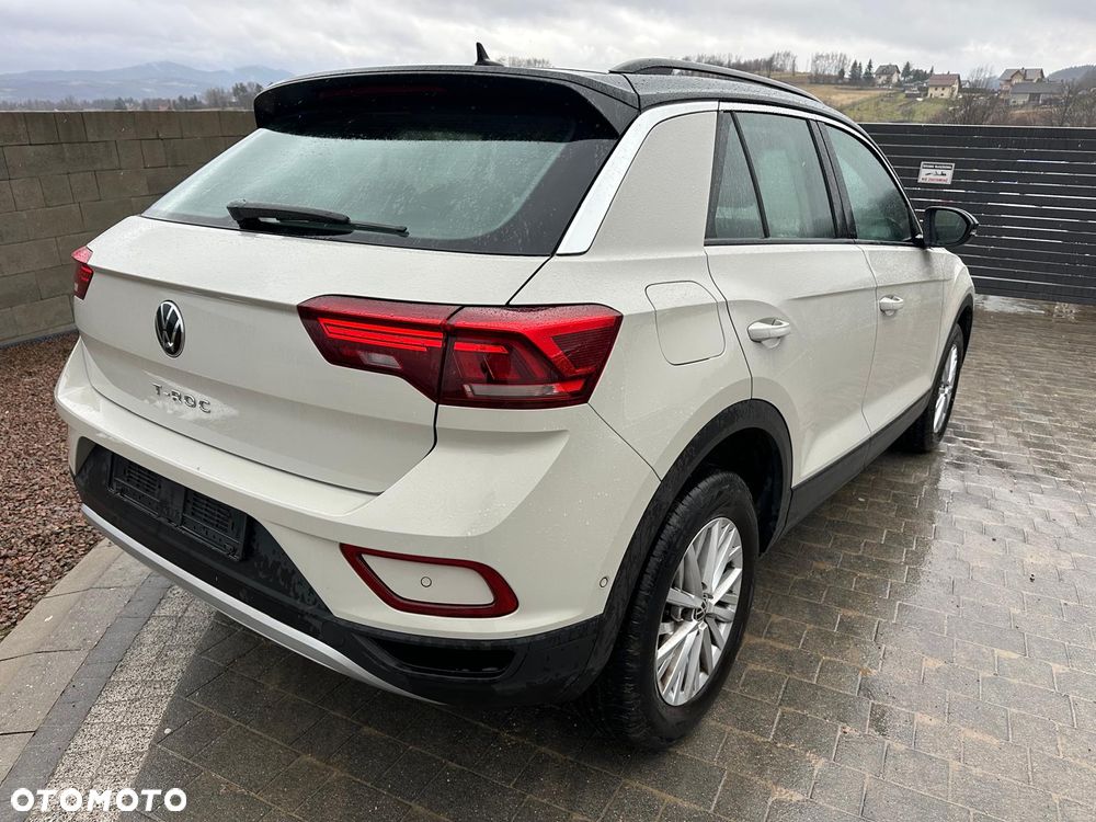 Volkswagen T-Roc - 4