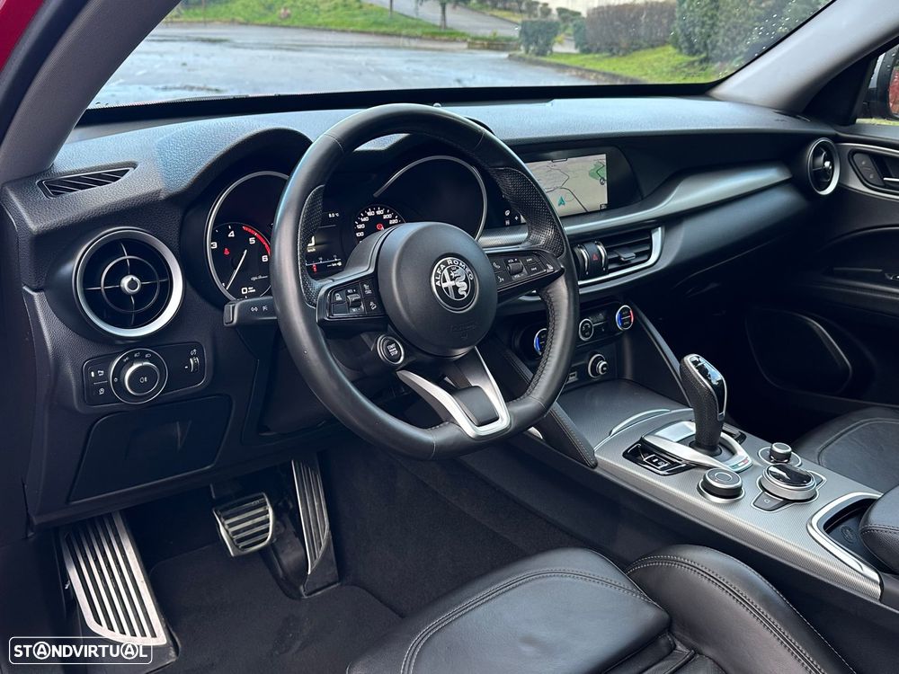 Alfa Romeo Stelvio 2.2 D Sprint AT8 - 4
