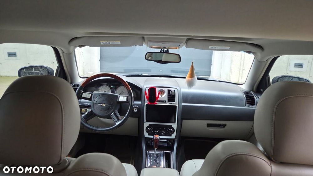 Chrysler 300C - 6