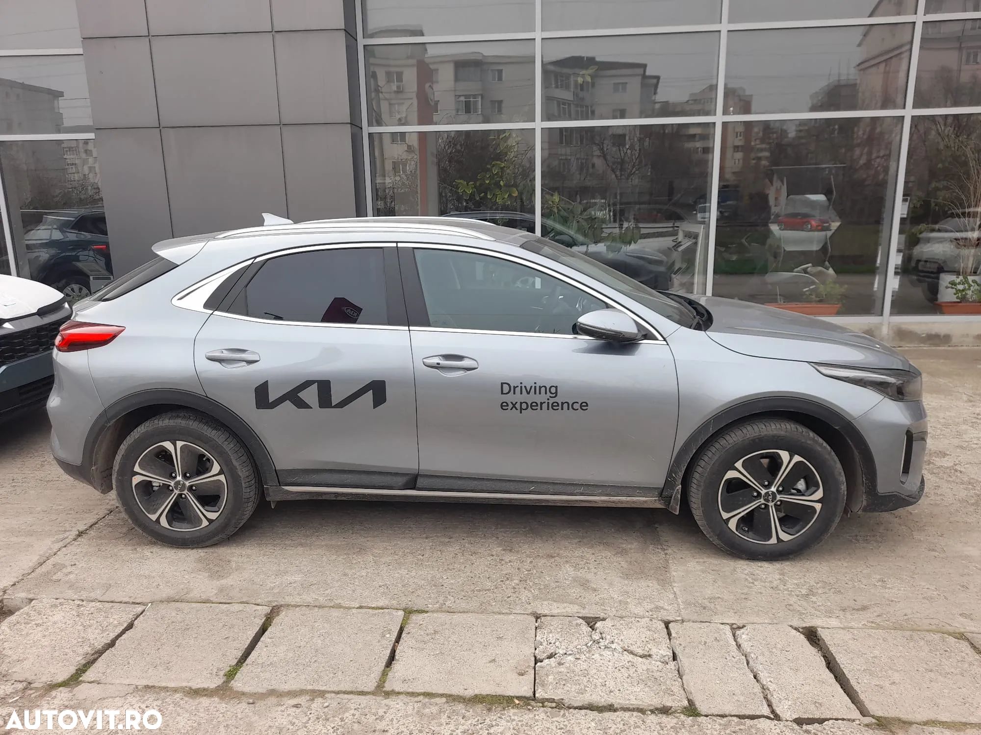 Kia XCeed 1.6 GDI 6DCT PHEV Vision - 1