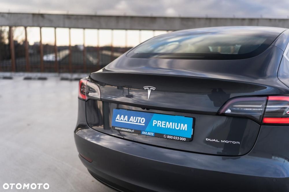 Tesla Model 3 - 18