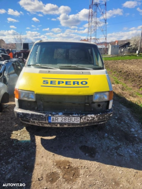 dezmembrez vw transporter t4 - 2