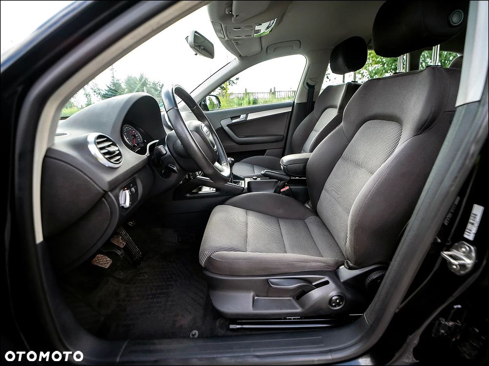 Audi A3 Sportback - 18