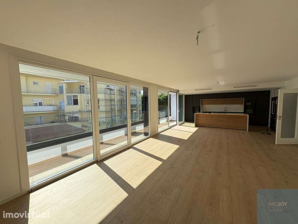 Fantástico Apartamento T3 Perto da Praia da Parede, Cascais - Grande imagem: 2/23