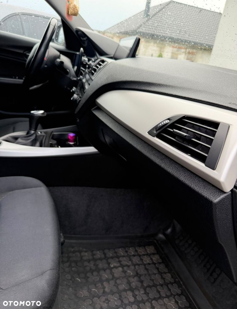 BMW Seria 1 116d Sport Line - 20