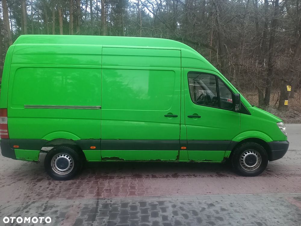 Mercedes-Benz Sprinter 906 311 - 5