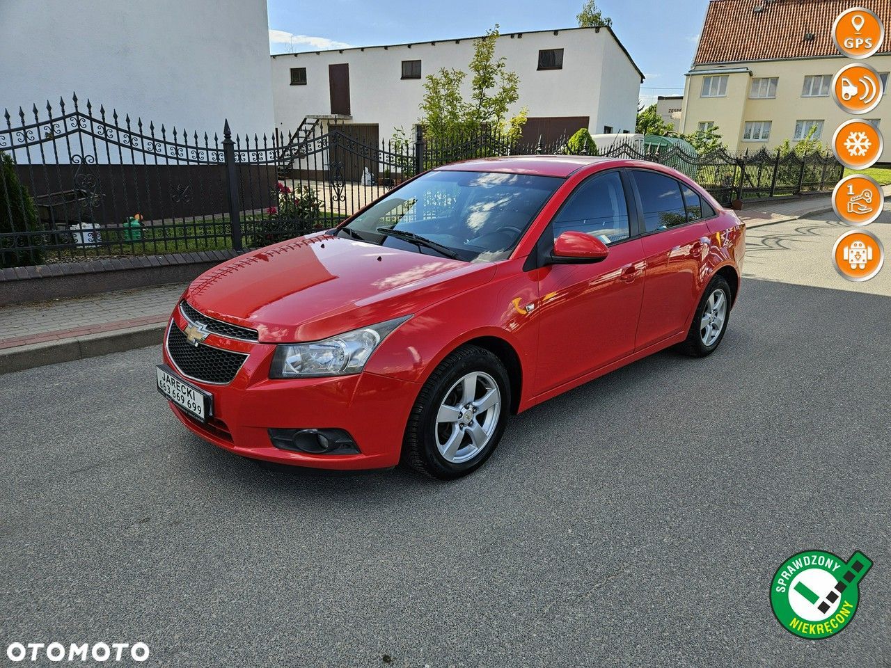 Chevrolet Cruze - 1