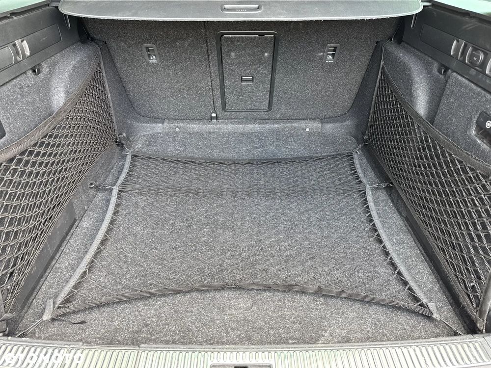 Skoda Superb 2.0 TDI SCR 4x4 L&K DSG - 16