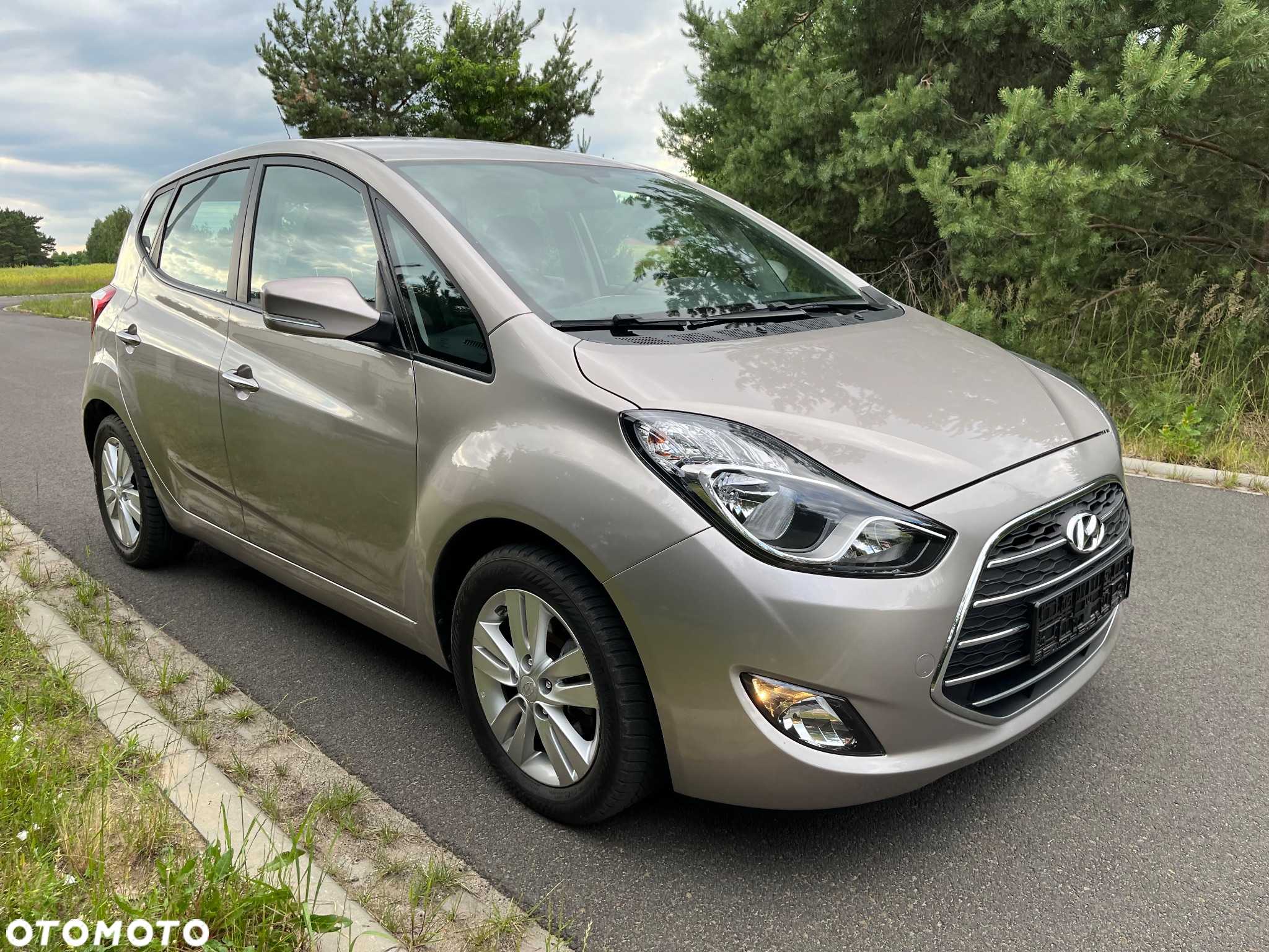 Hyundai ix20 1.4 Premium - 6