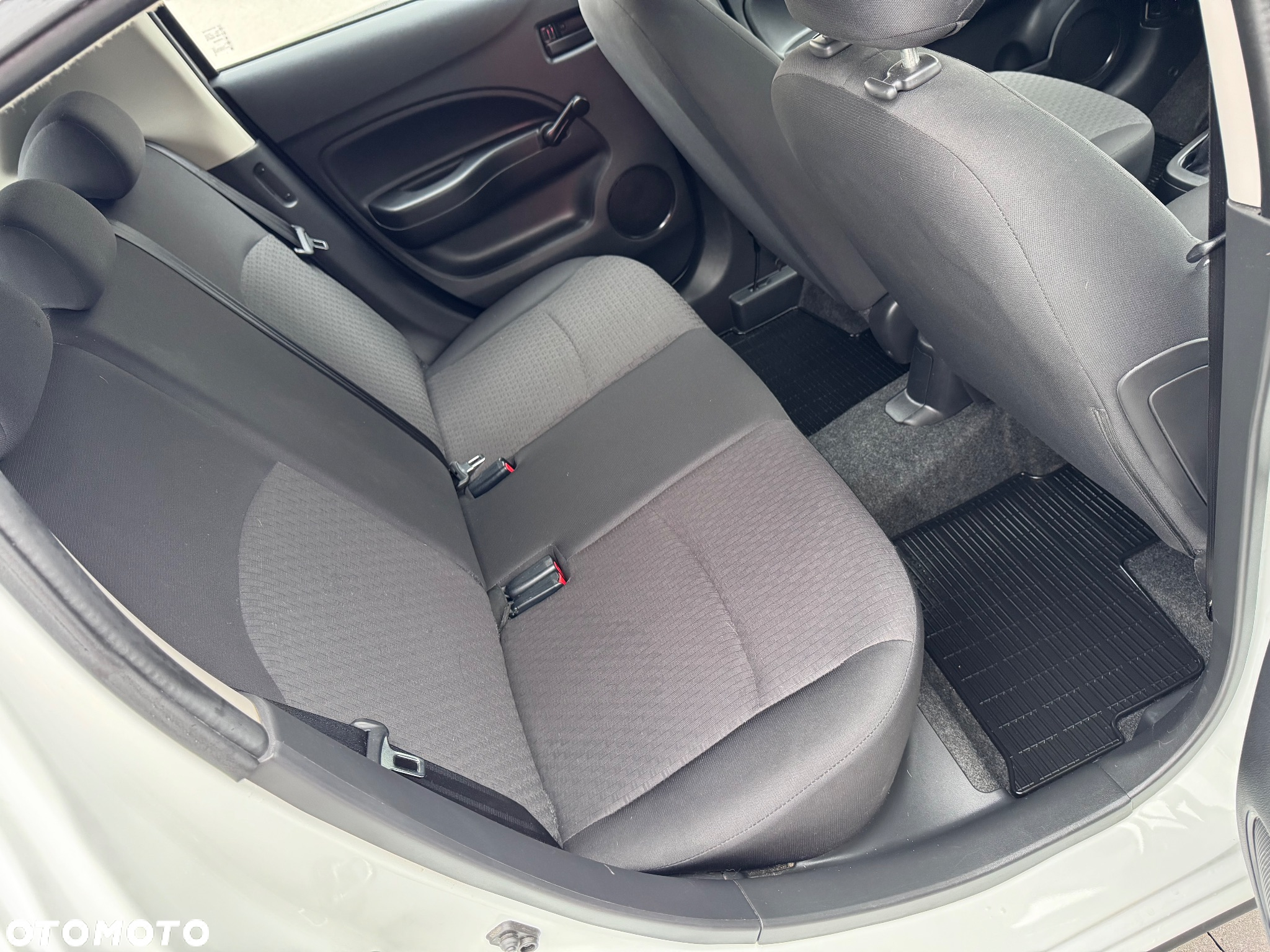 Mitsubishi Space Star 1.0 Intro Edition - 24