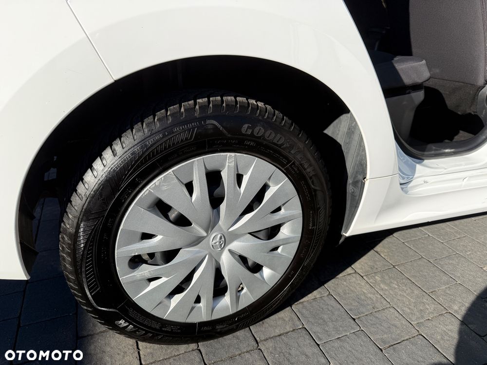 Toyota Yaris Hybrid 1.5 Active - 31
