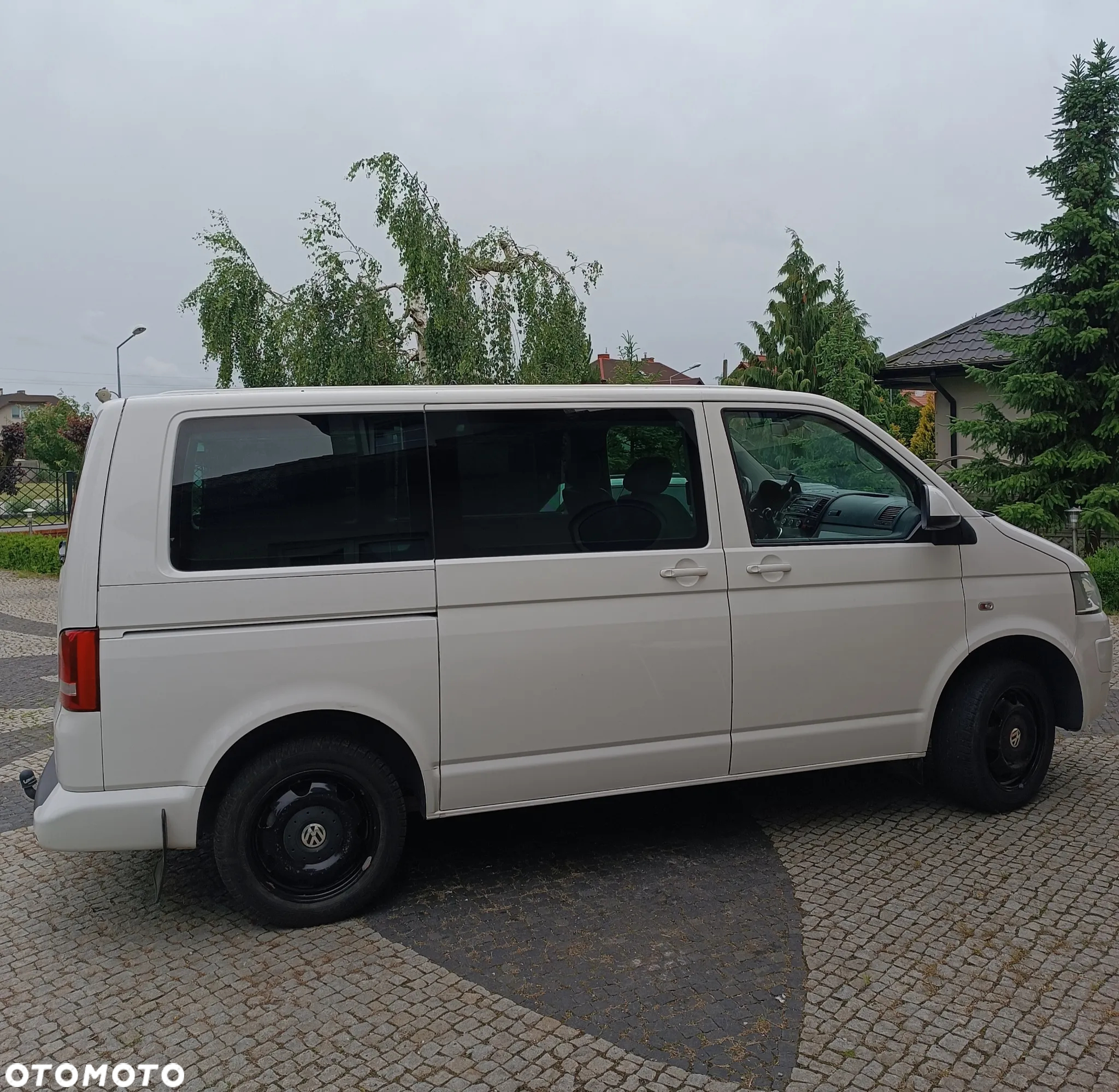 Volkswagen Multivan - 9