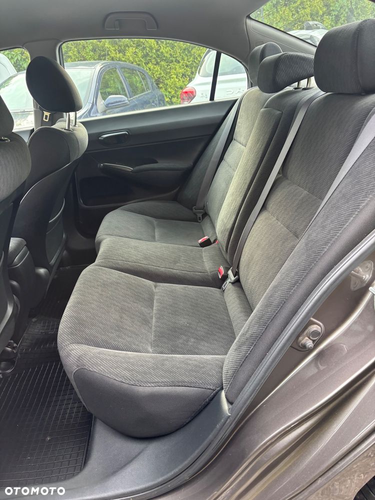Honda Civic 1.8 Comfort - 10