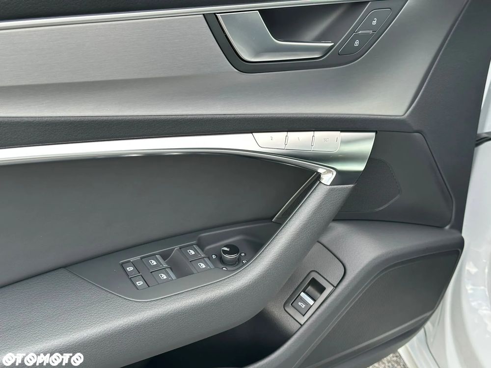 Audi S6 Avant - 40