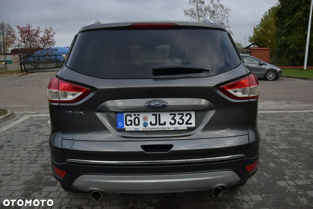 Ford Kuga 2.0 TDCi 2x4 Titanium - 12